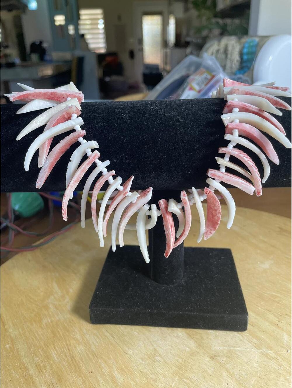 Vintage Cut Natural Shell Necklace Shades of Pink